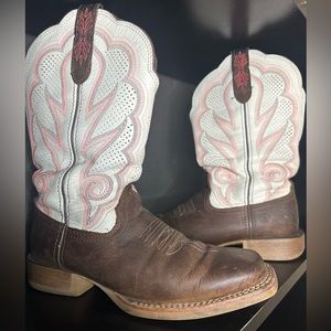 Size 7 Durango Boots